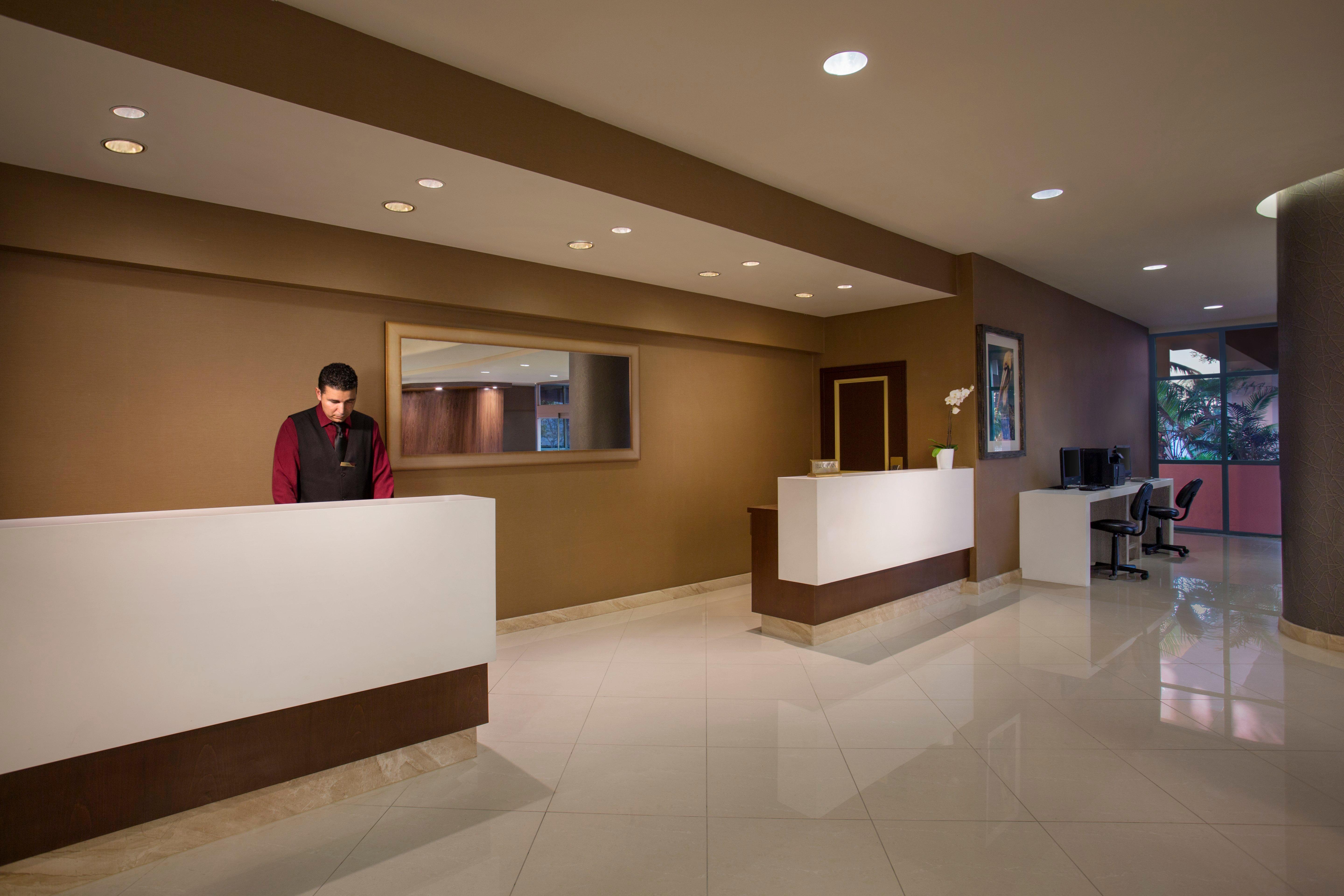 Crowne Plaza Hotel Los Angeles Harbor By Ihg Dış mekan fotoğraf